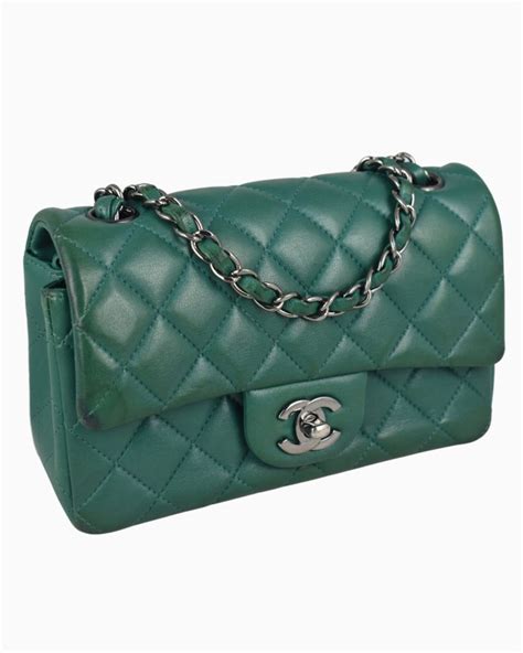 bolsa chanel verde|bolsas chanel pre owned.